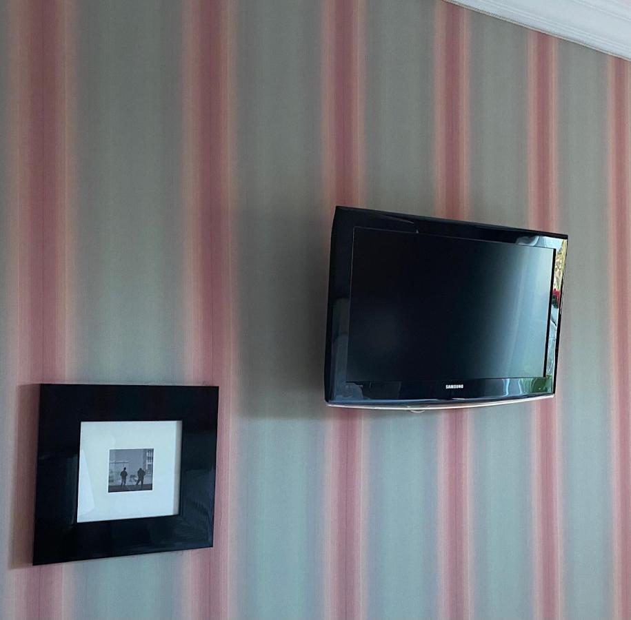 แกรนด์ โฮเทล ปาลาเช โรม Hotel ภายนอก รูปภาพ