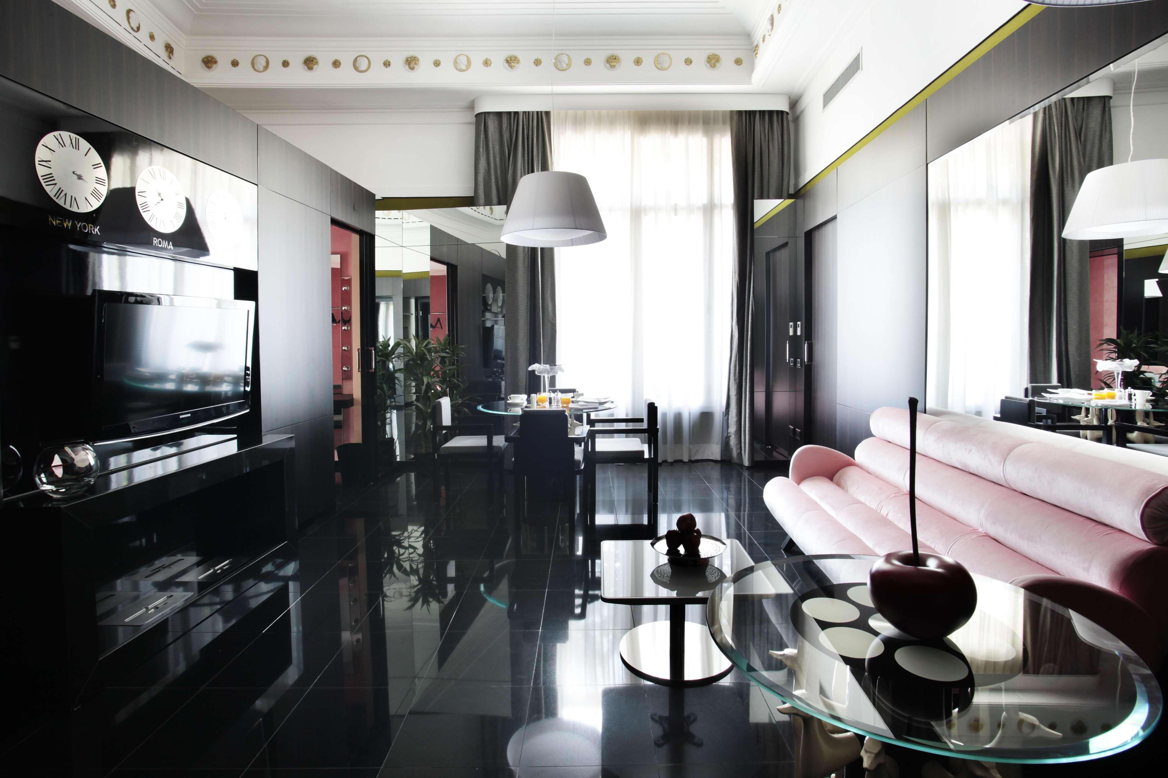 แกรนด์ โฮเทล ปาลาเช โรม Hotel ภายนอก รูปภาพ