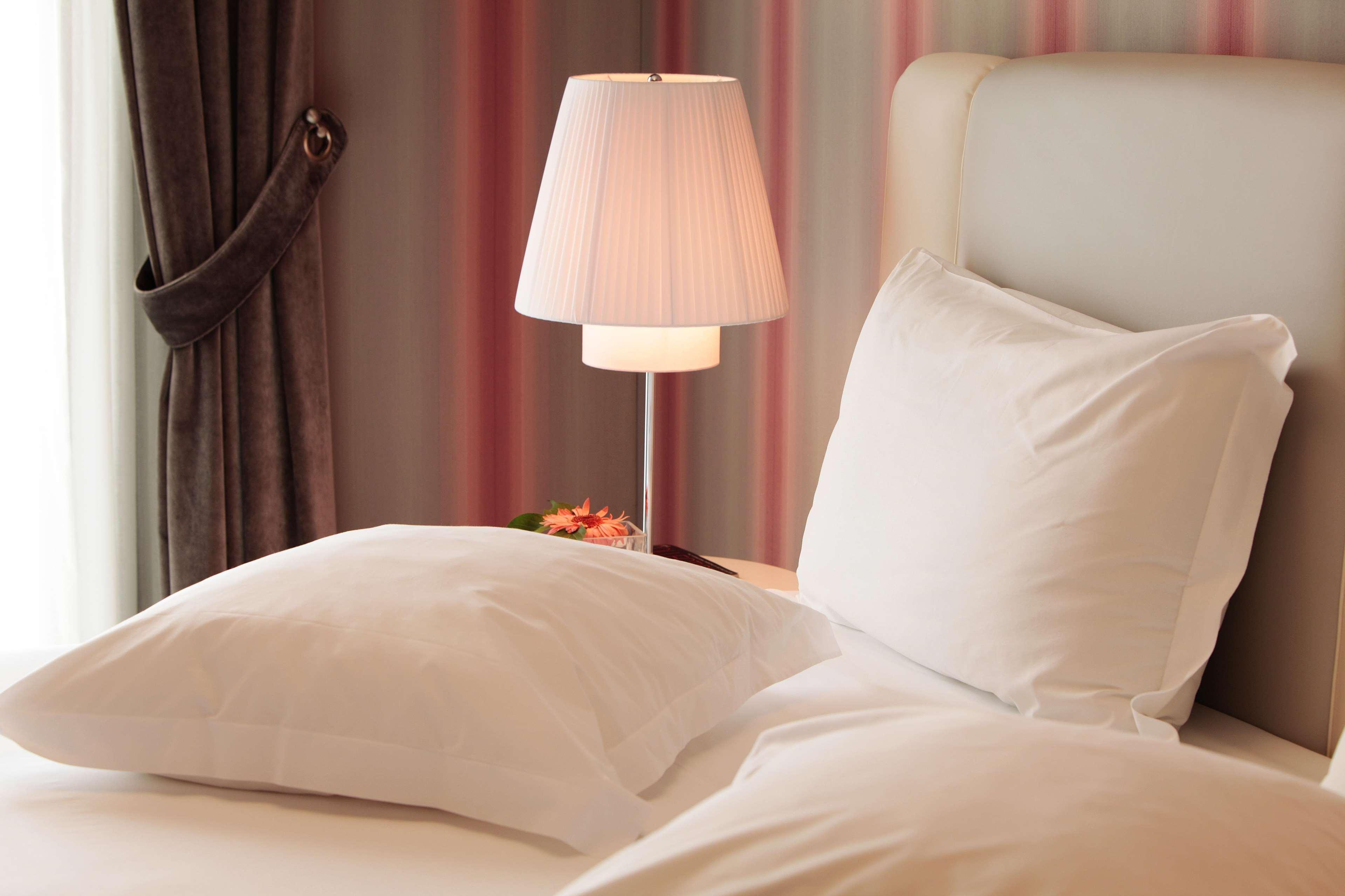 แกรนด์ โฮเทล ปาลาเช โรม Hotel ภายนอก รูปภาพ