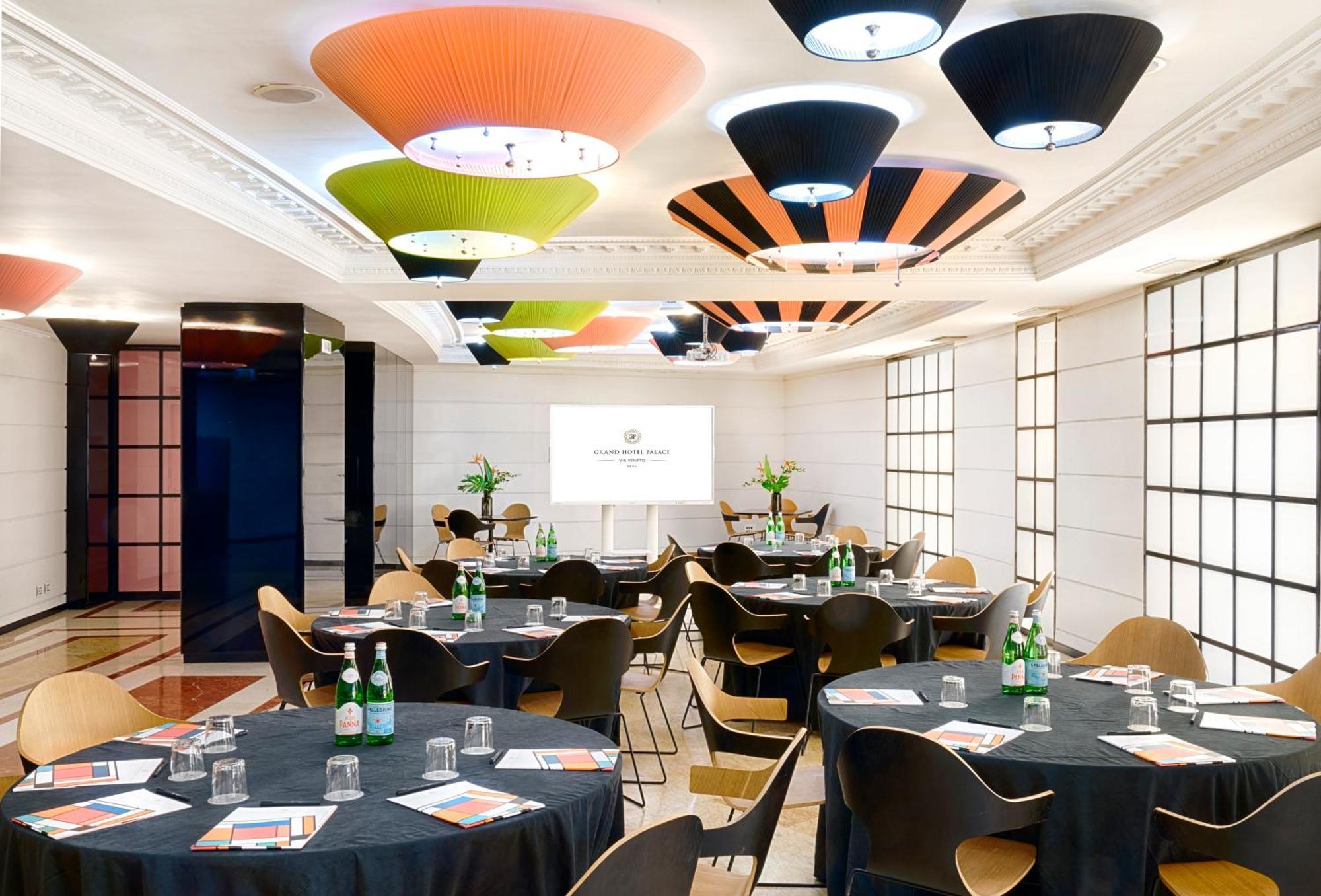 แกรนด์ โฮเทล ปาลาเช โรม Hotel ภายนอก รูปภาพ