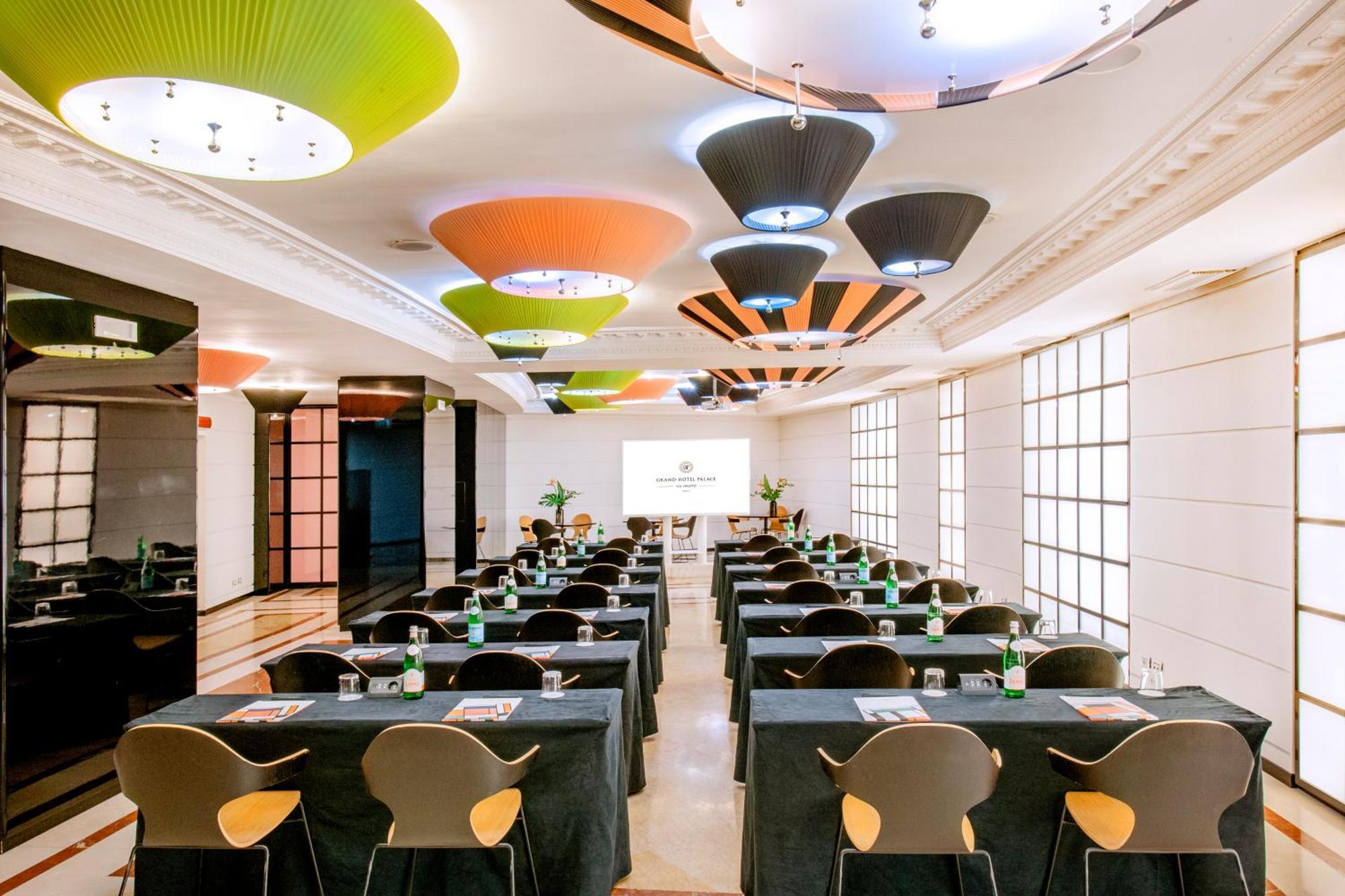 แกรนด์ โฮเทล ปาลาเช โรม Hotel ภายนอก รูปภาพ