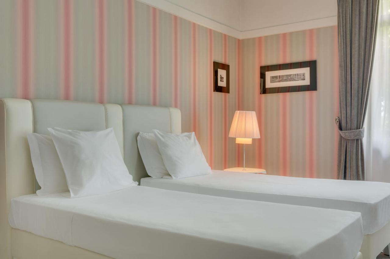 แกรนด์ โฮเทล ปาลาเช โรม Hotel ภายนอก รูปภาพ